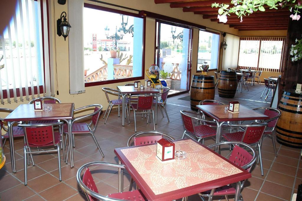 Hotel Rural Los Chaparros Freila Exterior foto
